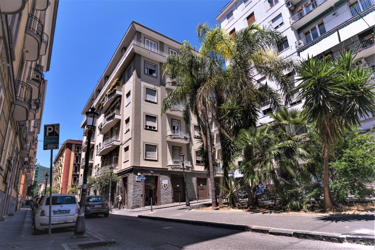 לינה וארוחת בוקר סלרנו Tiziana'S House מראה חיצוני תמונה